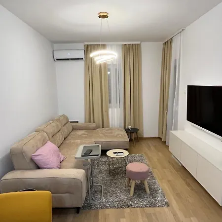 Flat Mara, Pet Friendly Подгорица